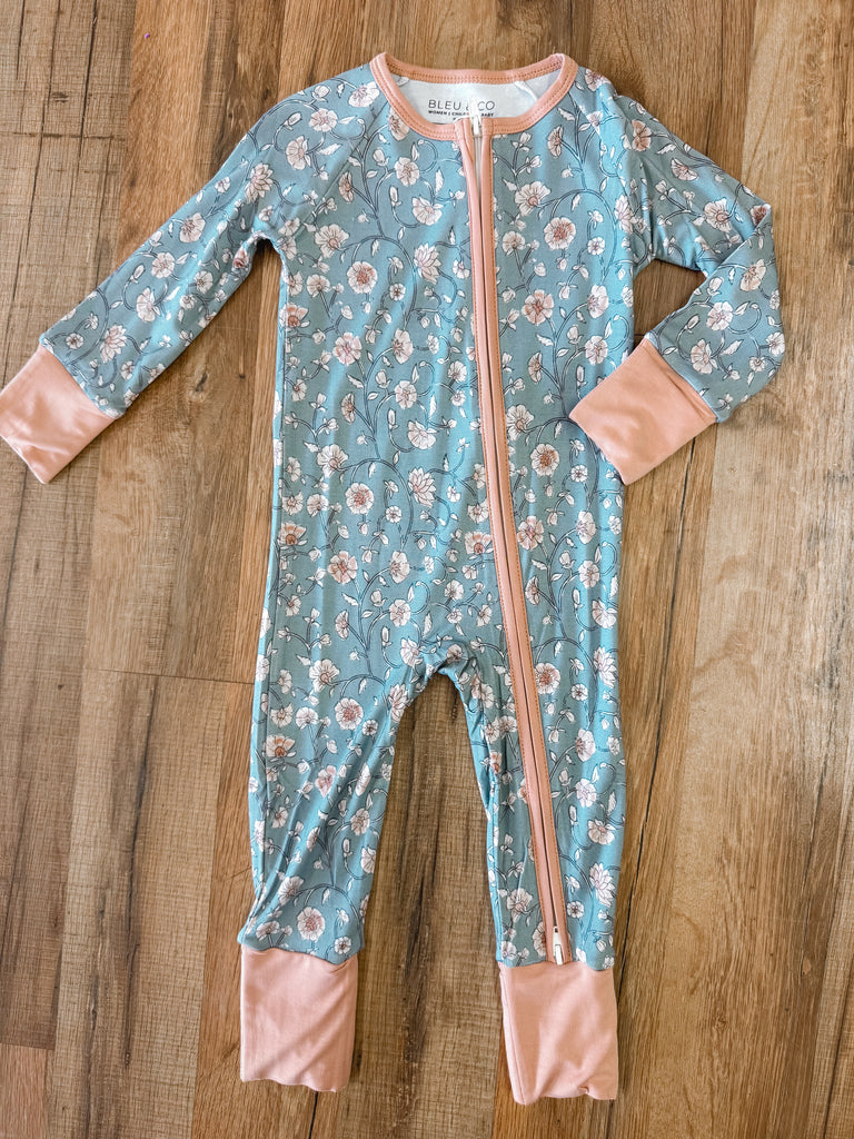 Dusty Blue Wildflowers Bamboo Sleeper