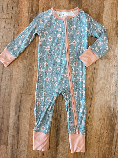 Dusty Blue Wildflowers Bamboo Sleeper