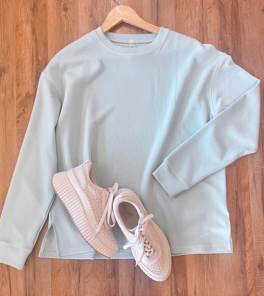 Sea Spray Crewneck