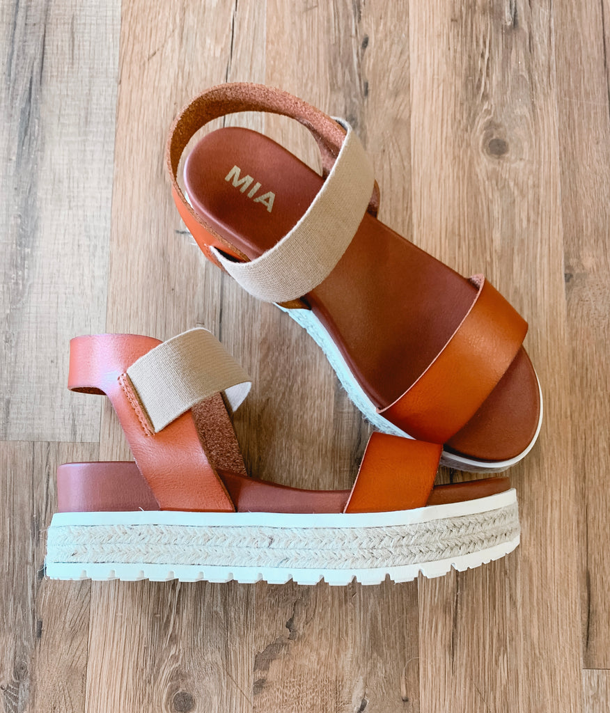 Mia flatform sandals clearance