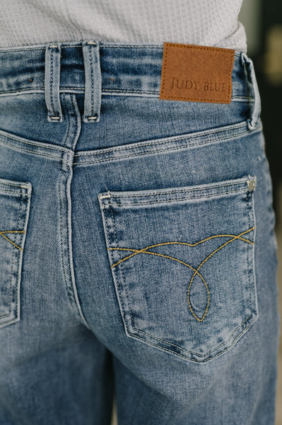 Online Exclusive | Judy Blue Mid Rise Straight