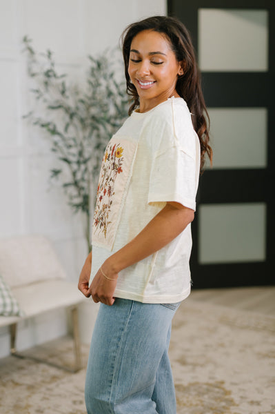 Online Exclusive | Knee Deep in Flowers Graphic Tee