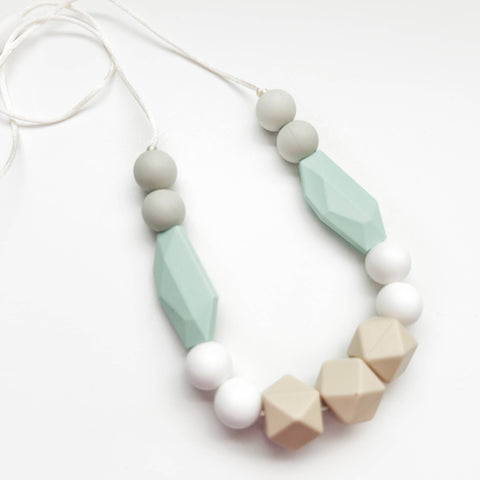 The Faye - Teething Necklace for Mama