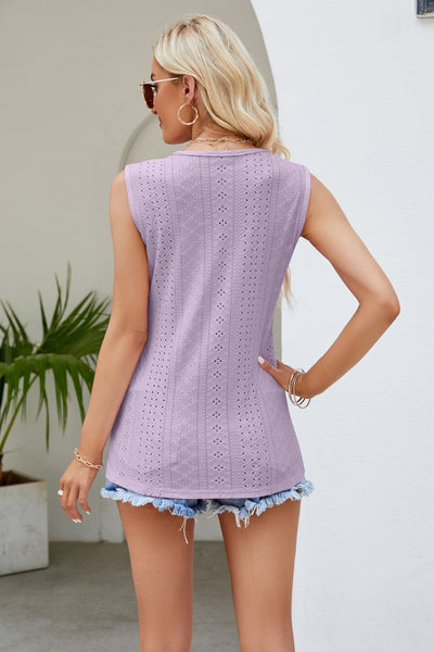 Scalloped V-Neck Tank Top {3 Colors}