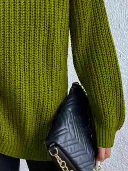 Chunky Turtleneck Slit Sweater [4 Colors]